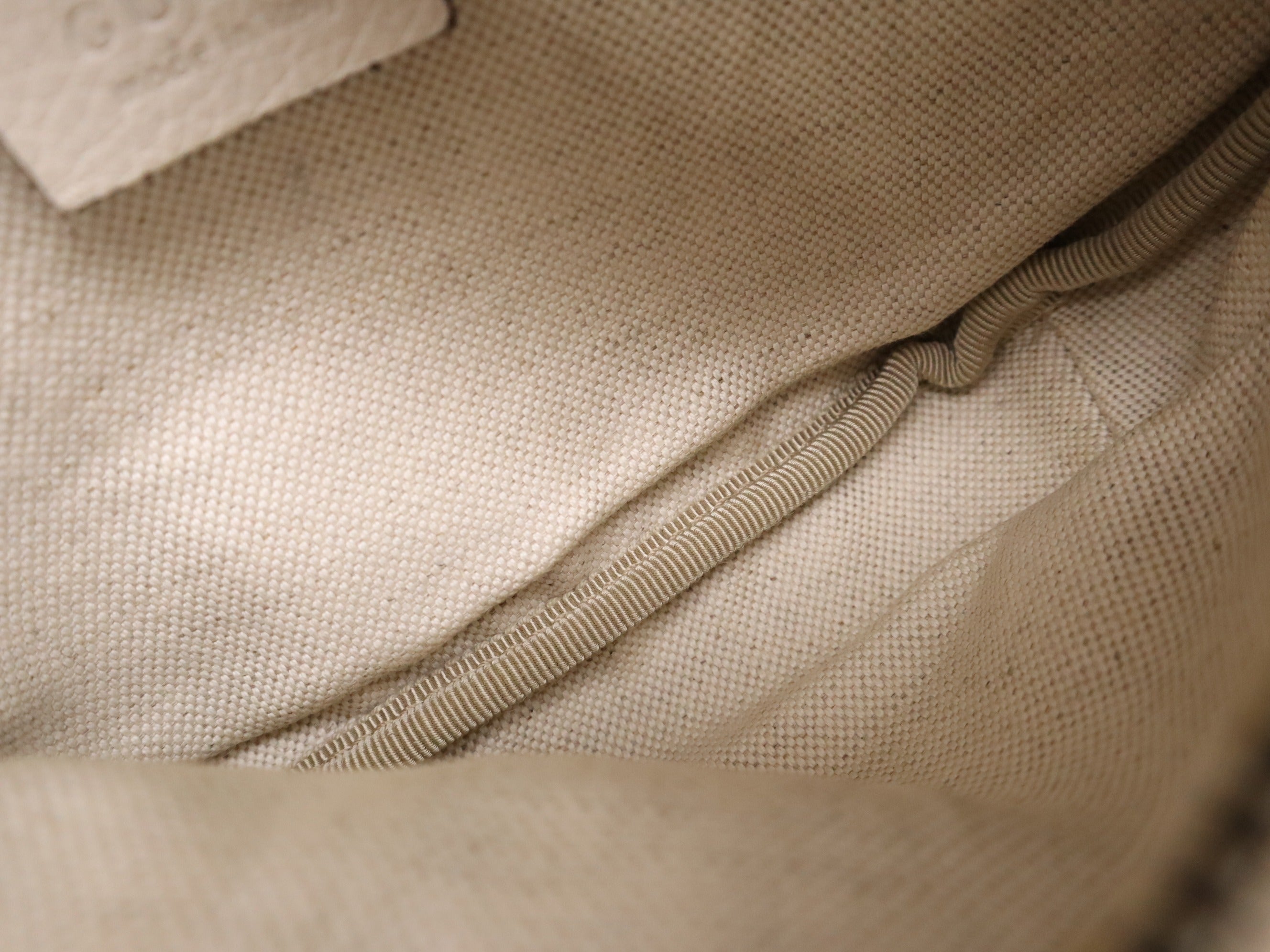 Gucci Logo Waist Belt Bag White Leather Web 2955