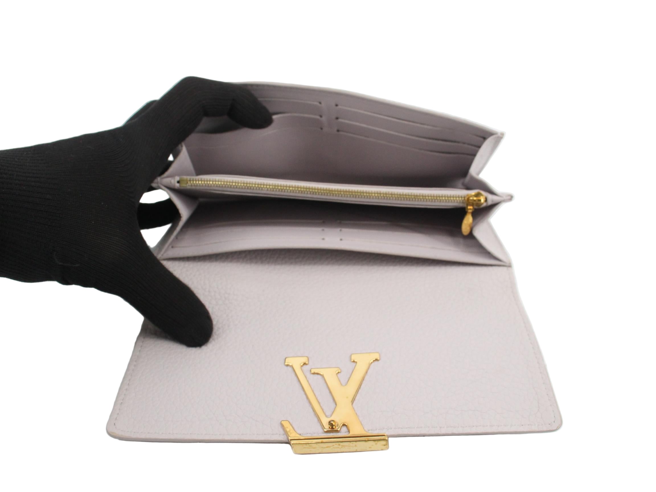 Louis Vuitton Capucines Wallet Grey Beige Leather 2964