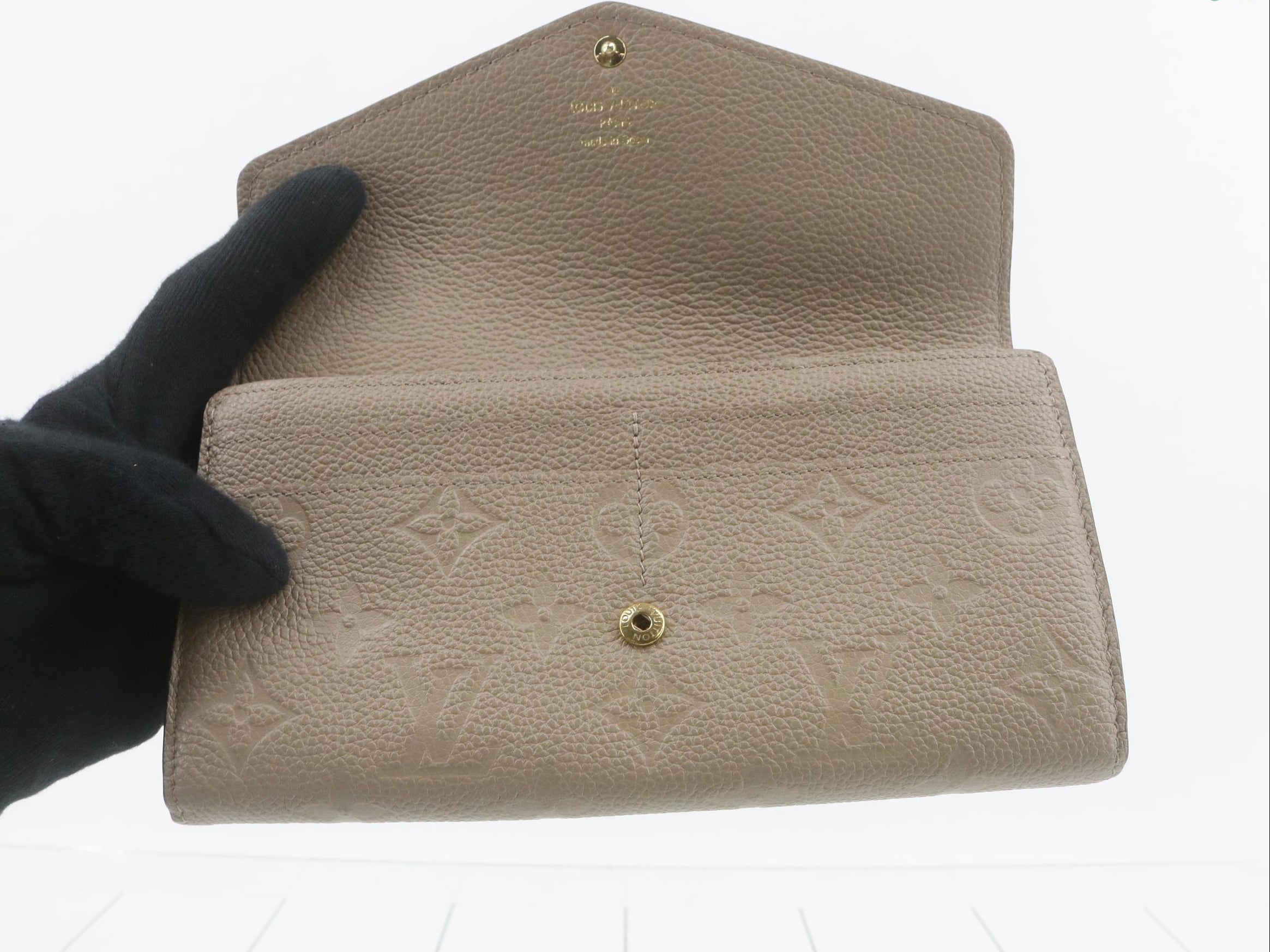 Louis Vuitton Sarah Wallet NM Tourterelle Grey Empreinte 2970