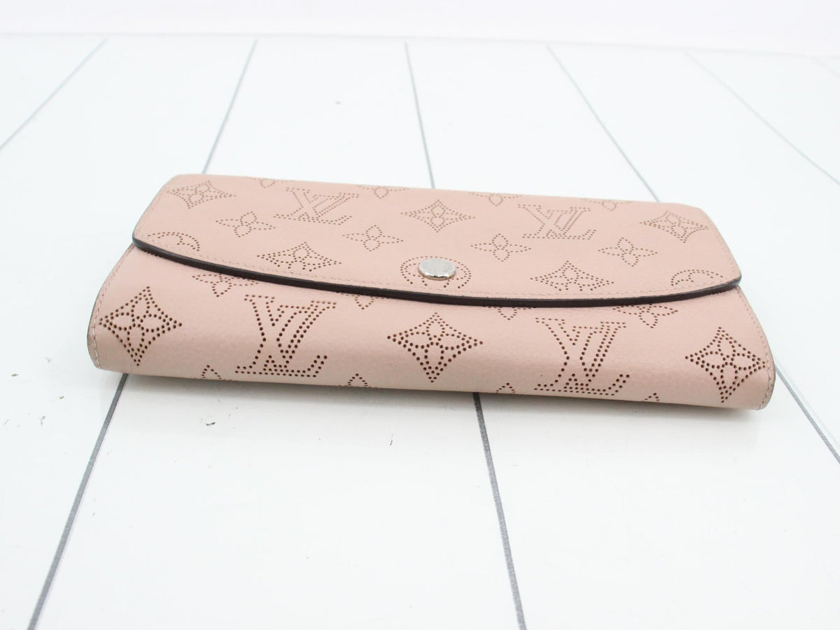Louis Vuitton Iris Wallet Pink Magnolia Mahina Leather 2979