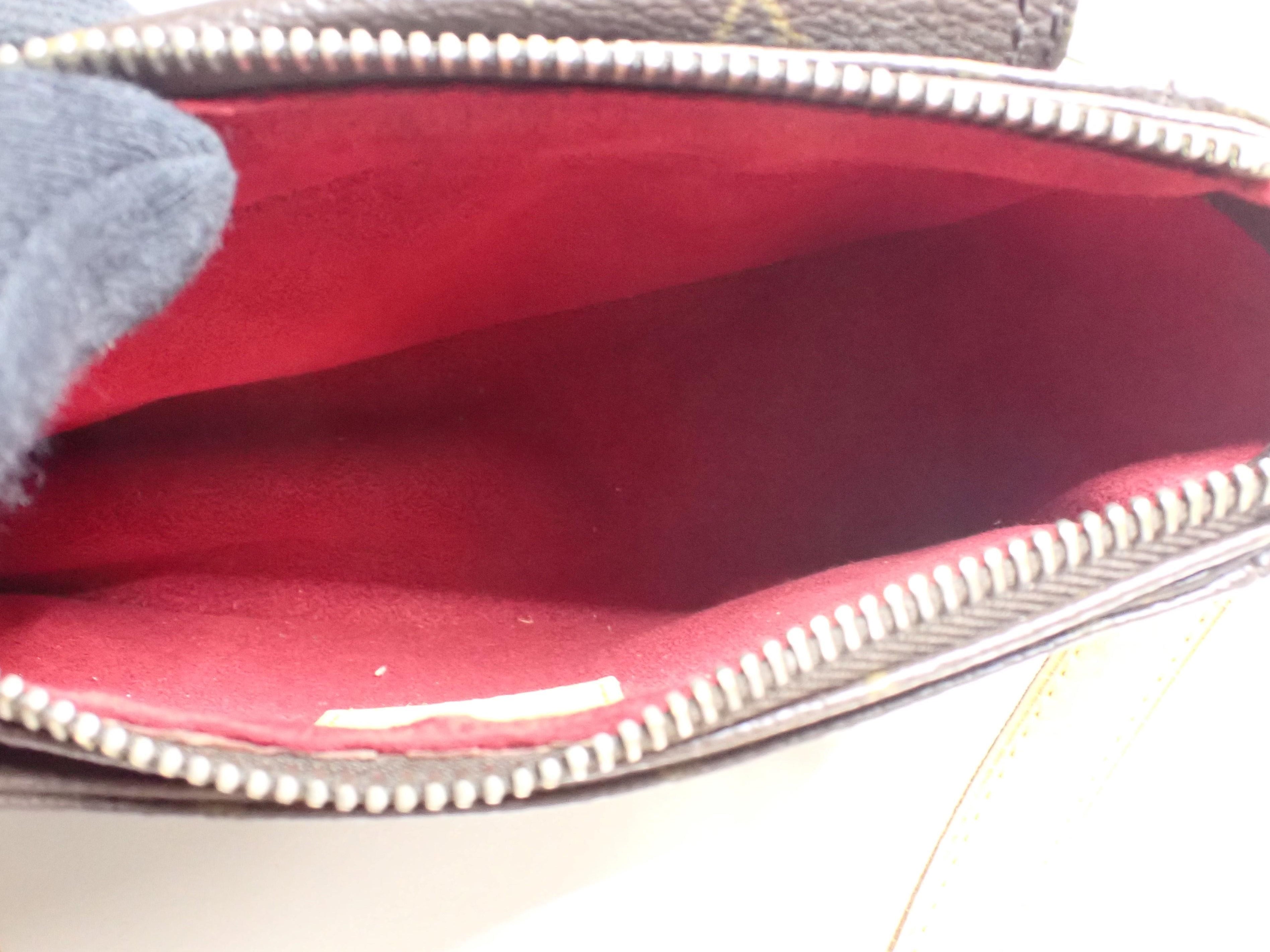 Louis Vuitton Viva Cite PM Crossbody Monogram 2930