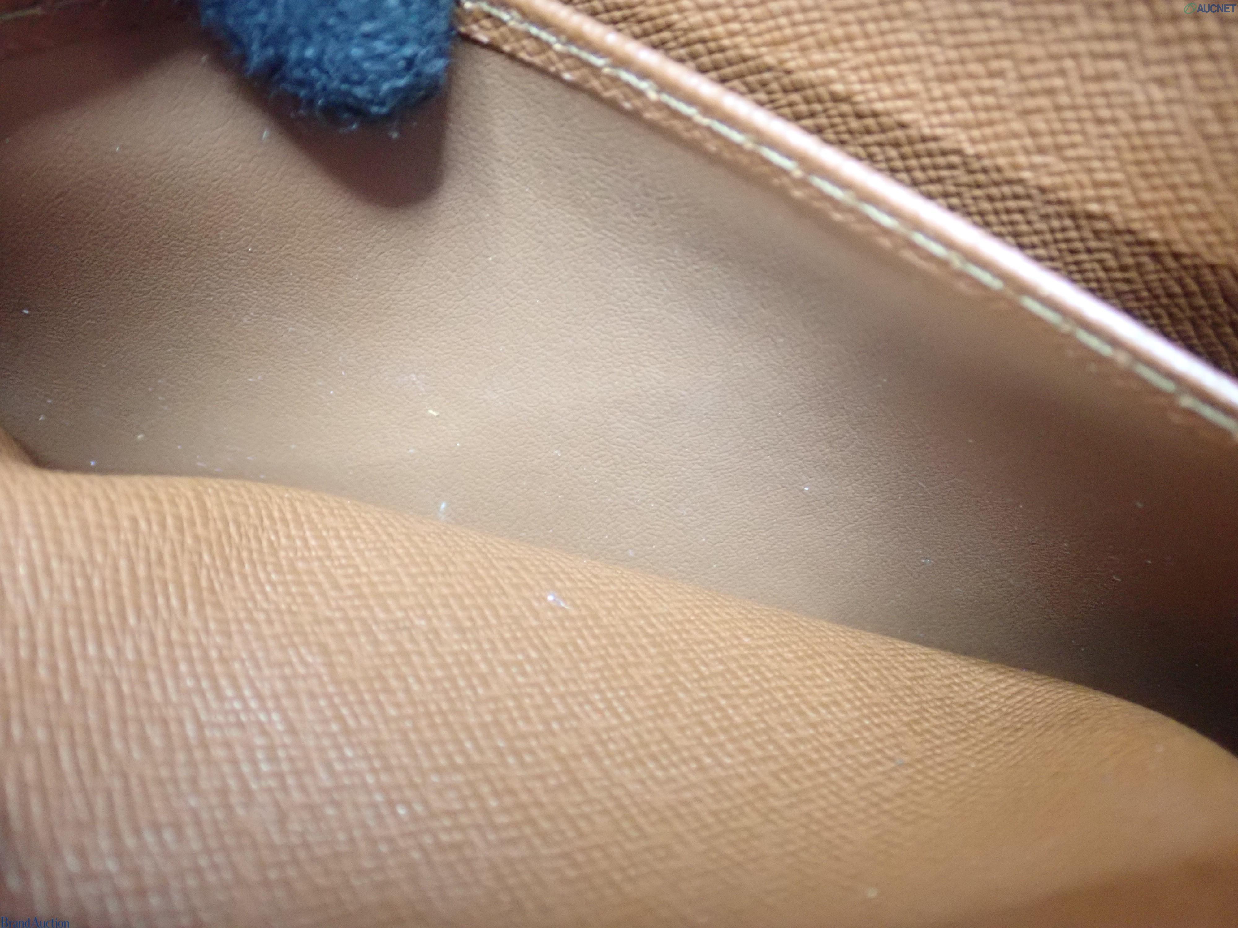 Louis Vuitton Pochette Cite Monogram 2931