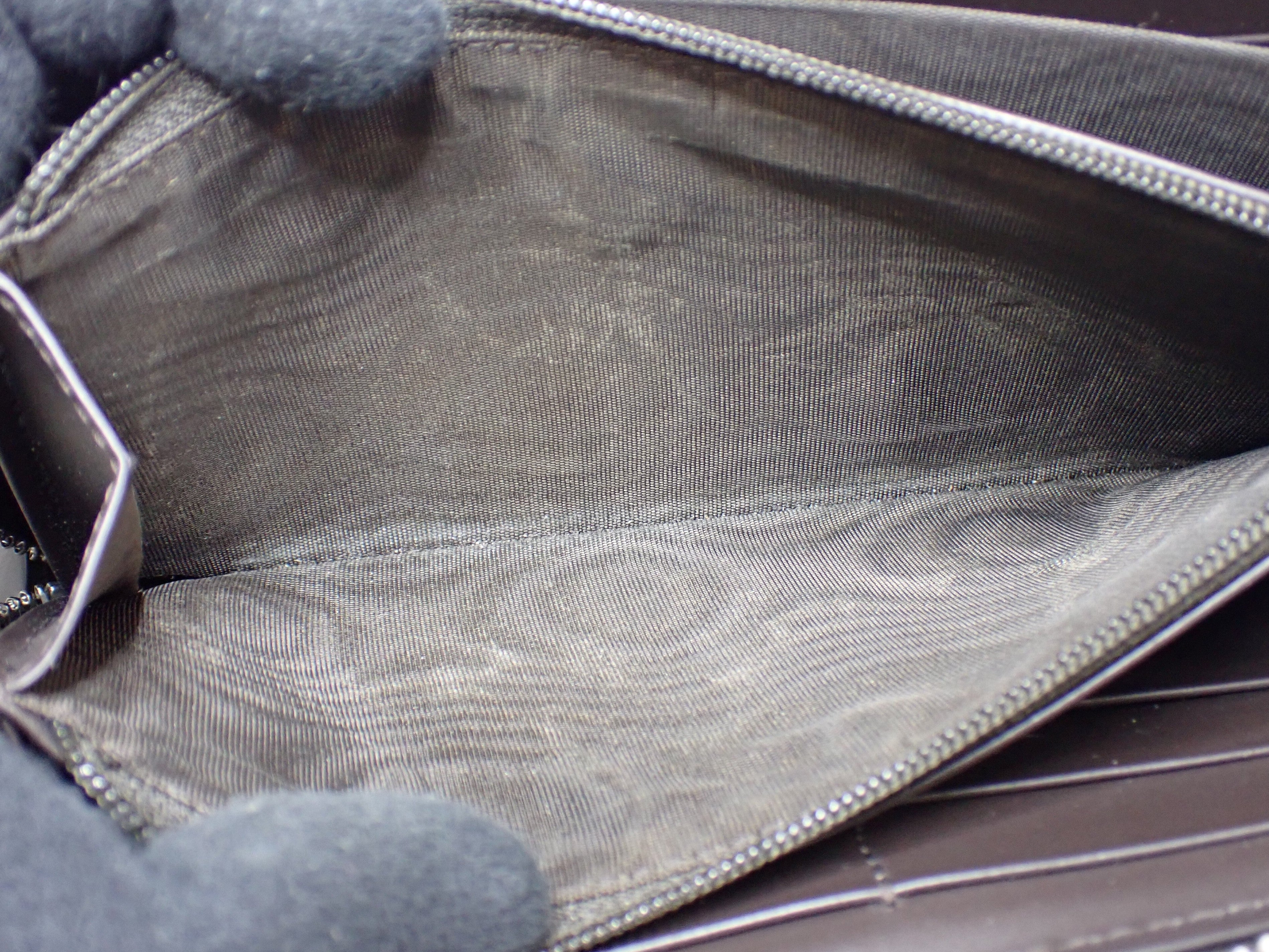 Gucci Web Zippy Wallet GG Supreme Sherry Line 2956