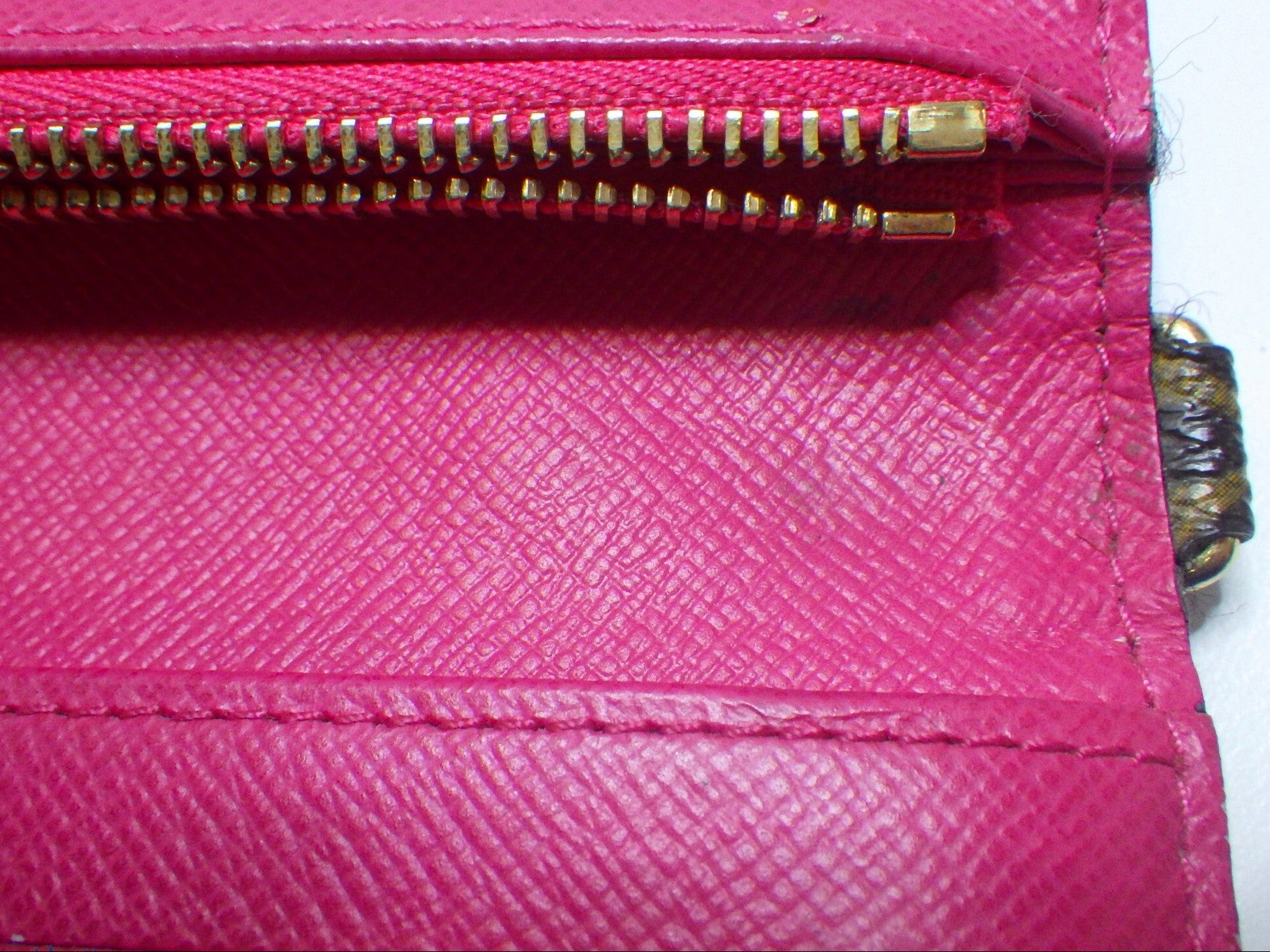 Louis Vuitton Insolite Wallet Monogram Fuchsia 2980