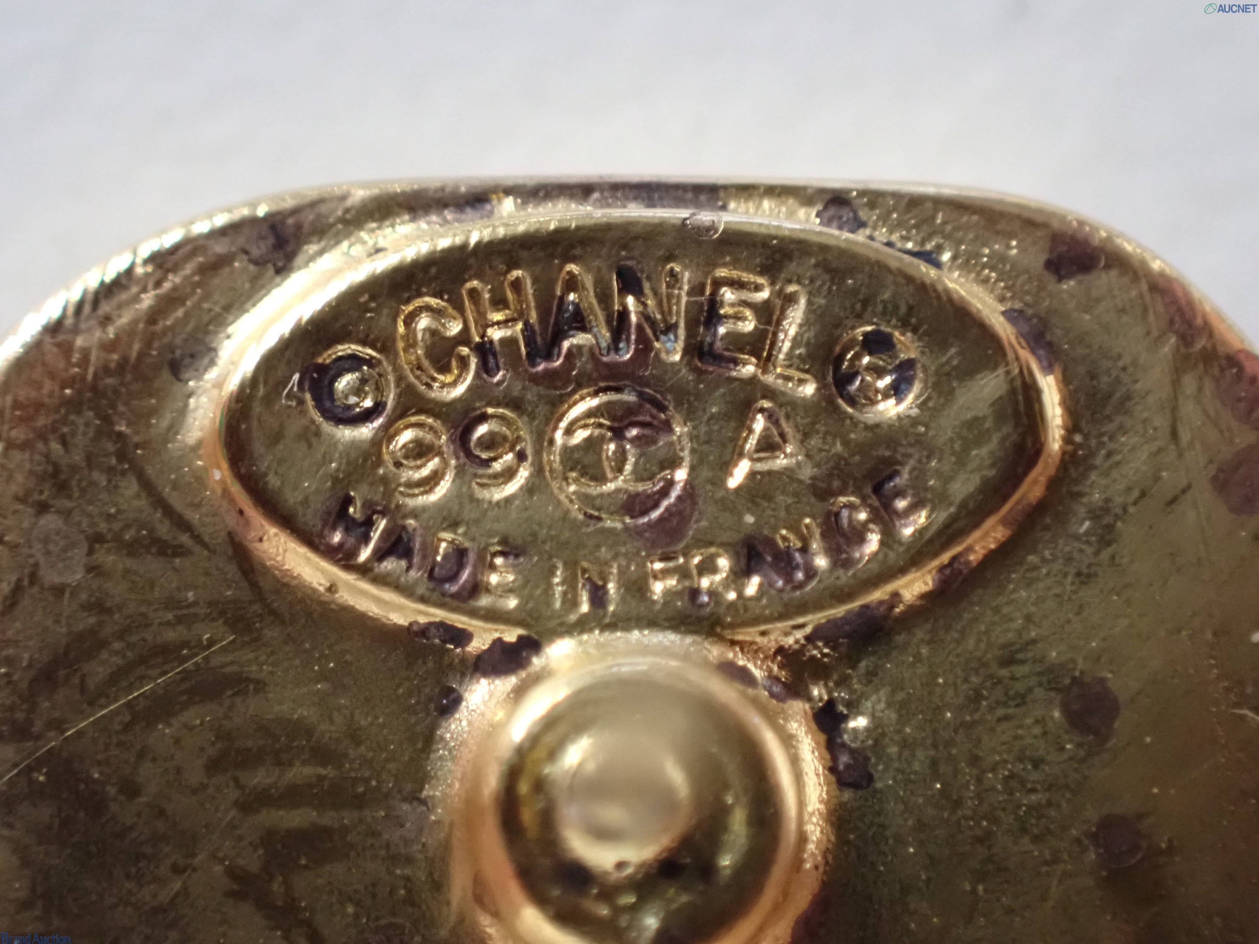 Chanel Square CC Logo Pierced Earrings Gold Black 3324