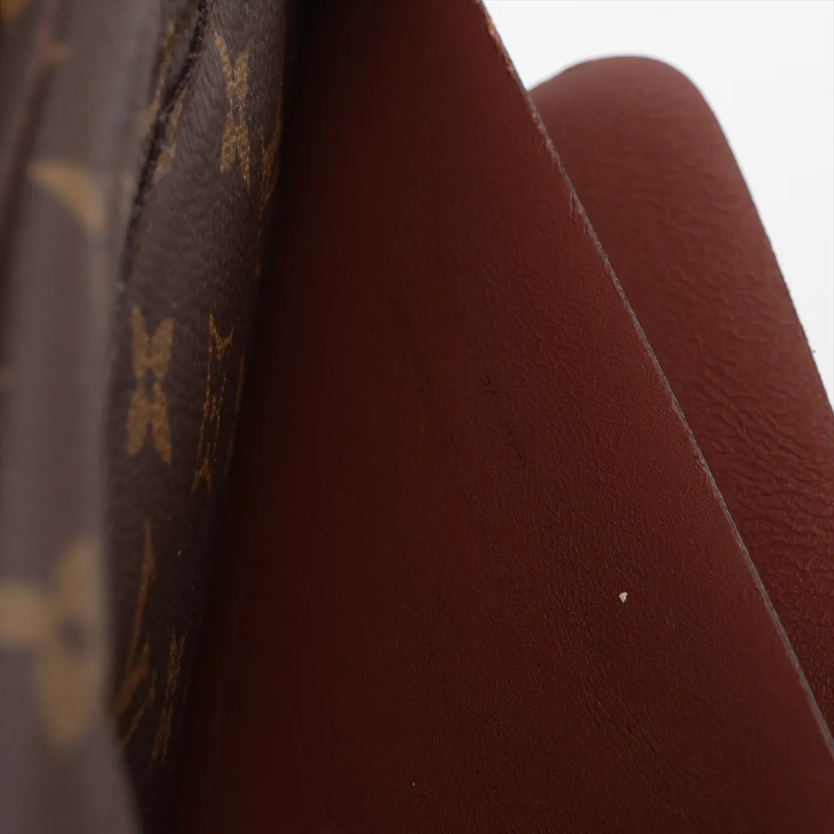 Louis Vuitton Pochette Escapade Monogram Travel Case 3269