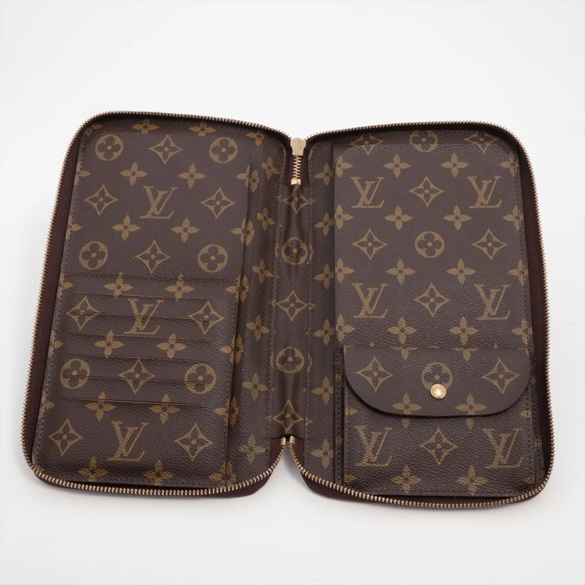 Louis Vuitton Pochette Escapade Monogram Travel Case 3269