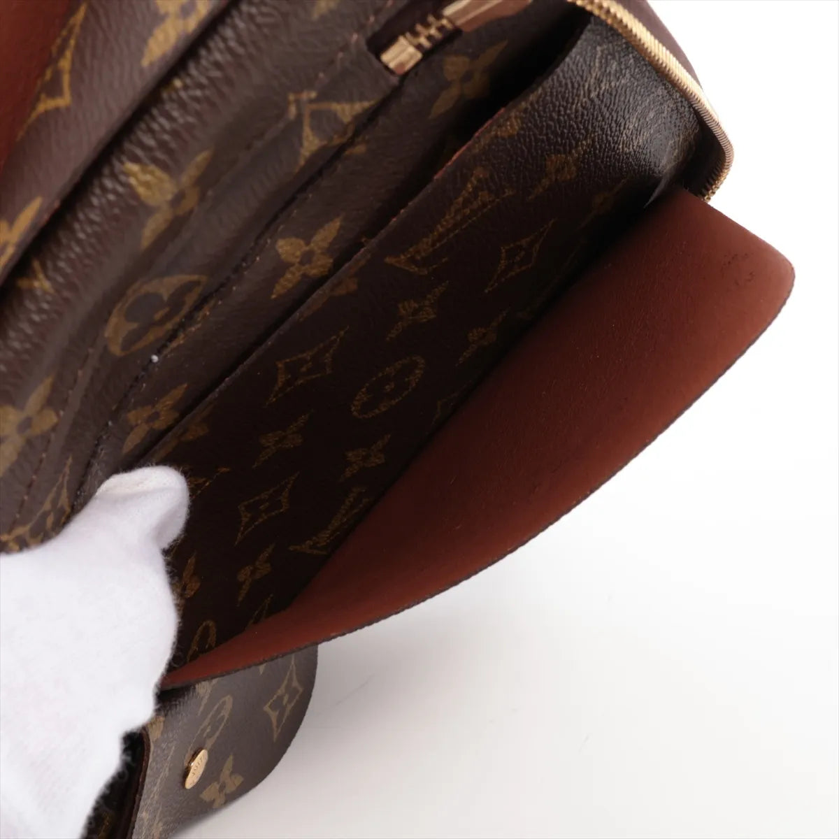 Louis Vuitton Pochette Escapade Monogram Travel Case 3269