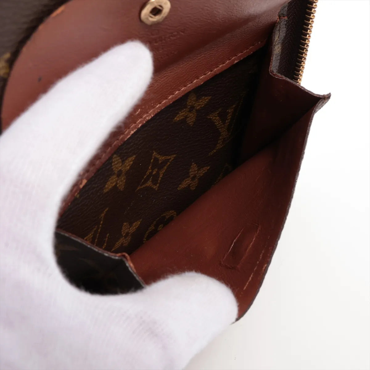 Louis Vuitton Pochette Escapade Monogram Travel Case 3269