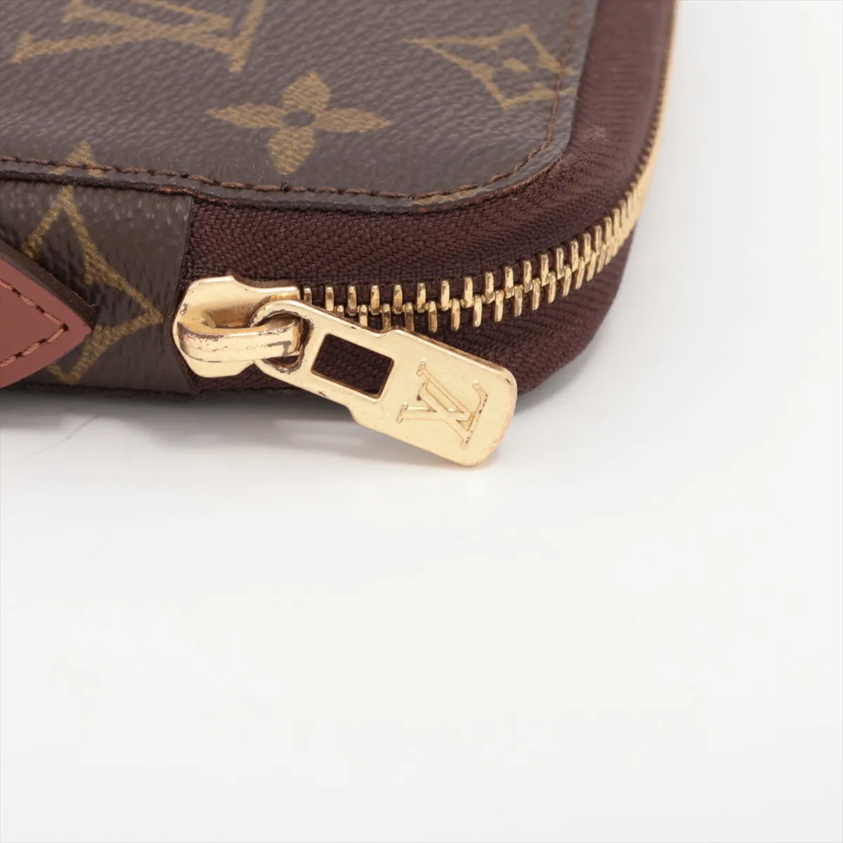 Louis Vuitton Pochette Escapade Monogram Travel Case 3269