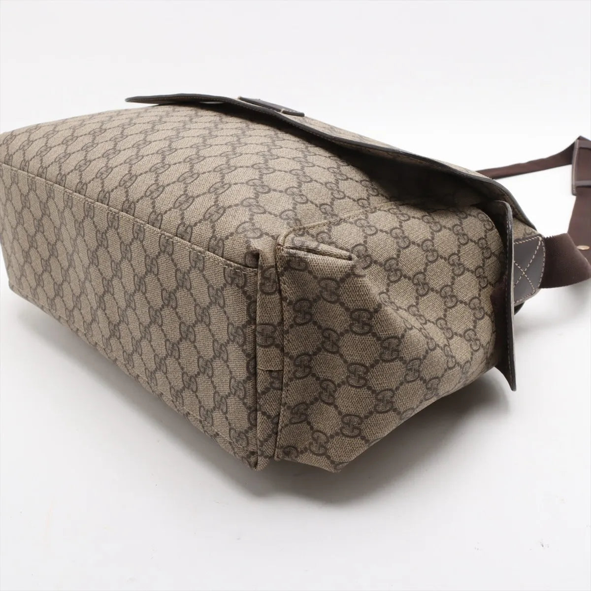Gucci Diaper Bag GG Supreme 3358