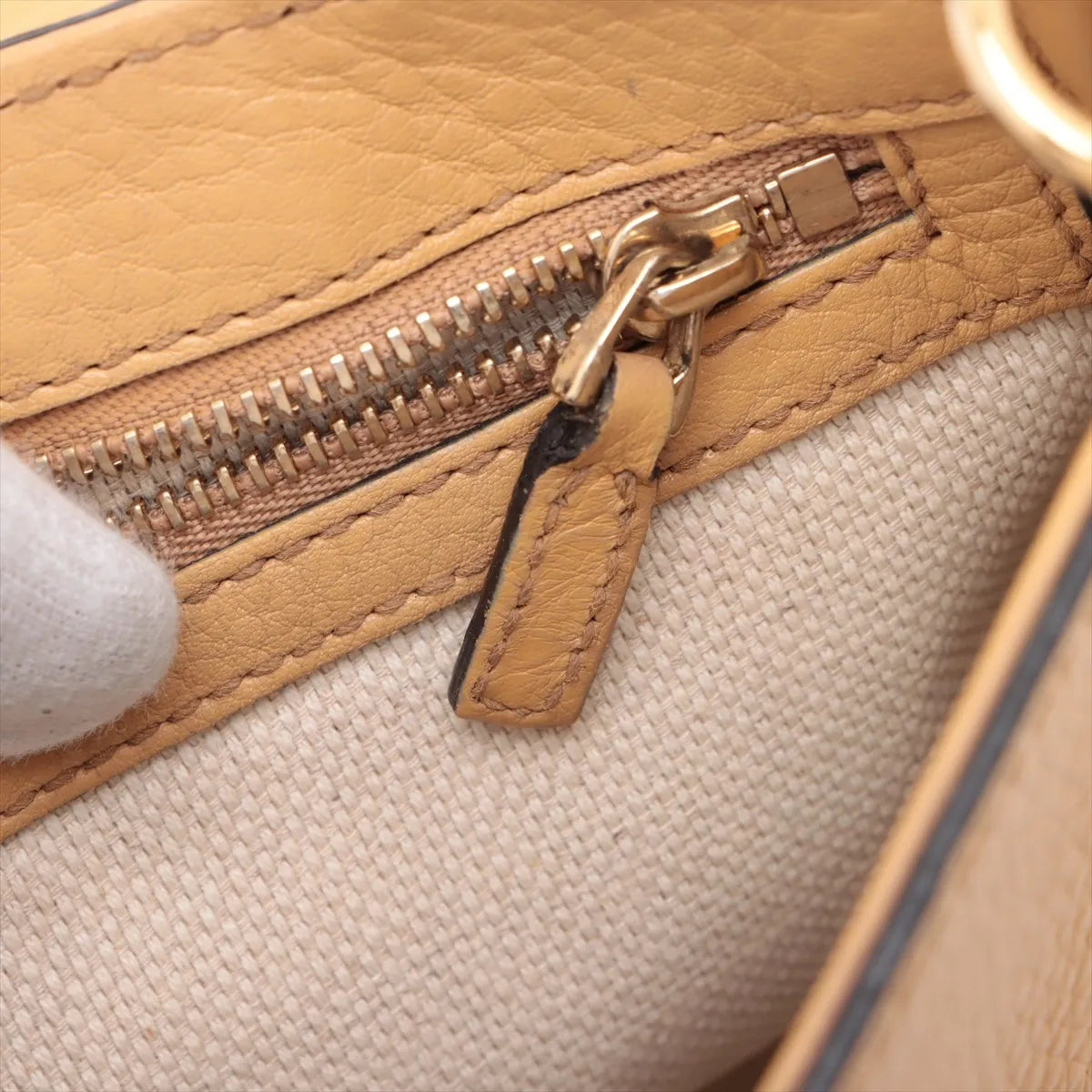 Gucci Soho Flap Tassel Chain Shoulder Bag Beige Leather 3460