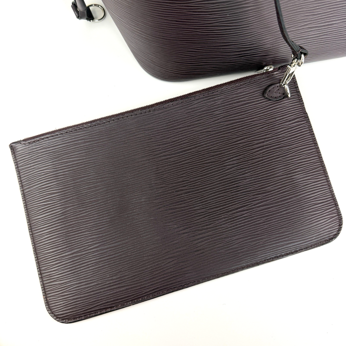 Louis Vuitton Neverfull MM w/ Pouch Purple Bordeaux Epi Leather 2631