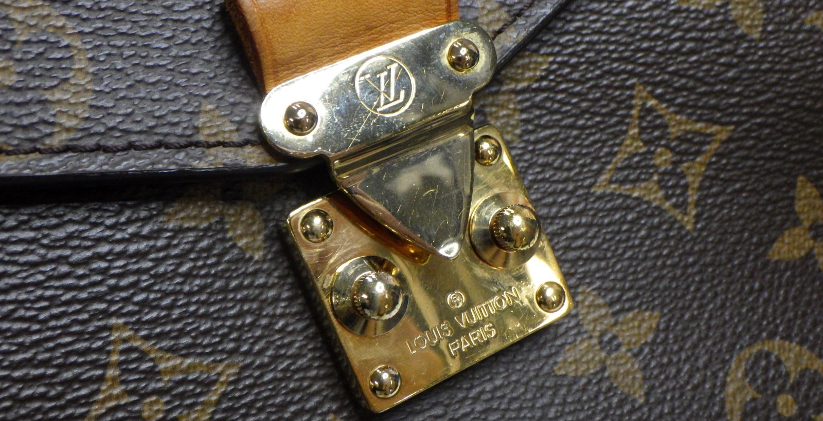 Louis Vuitton Pochette Metis MM Monogram 3448