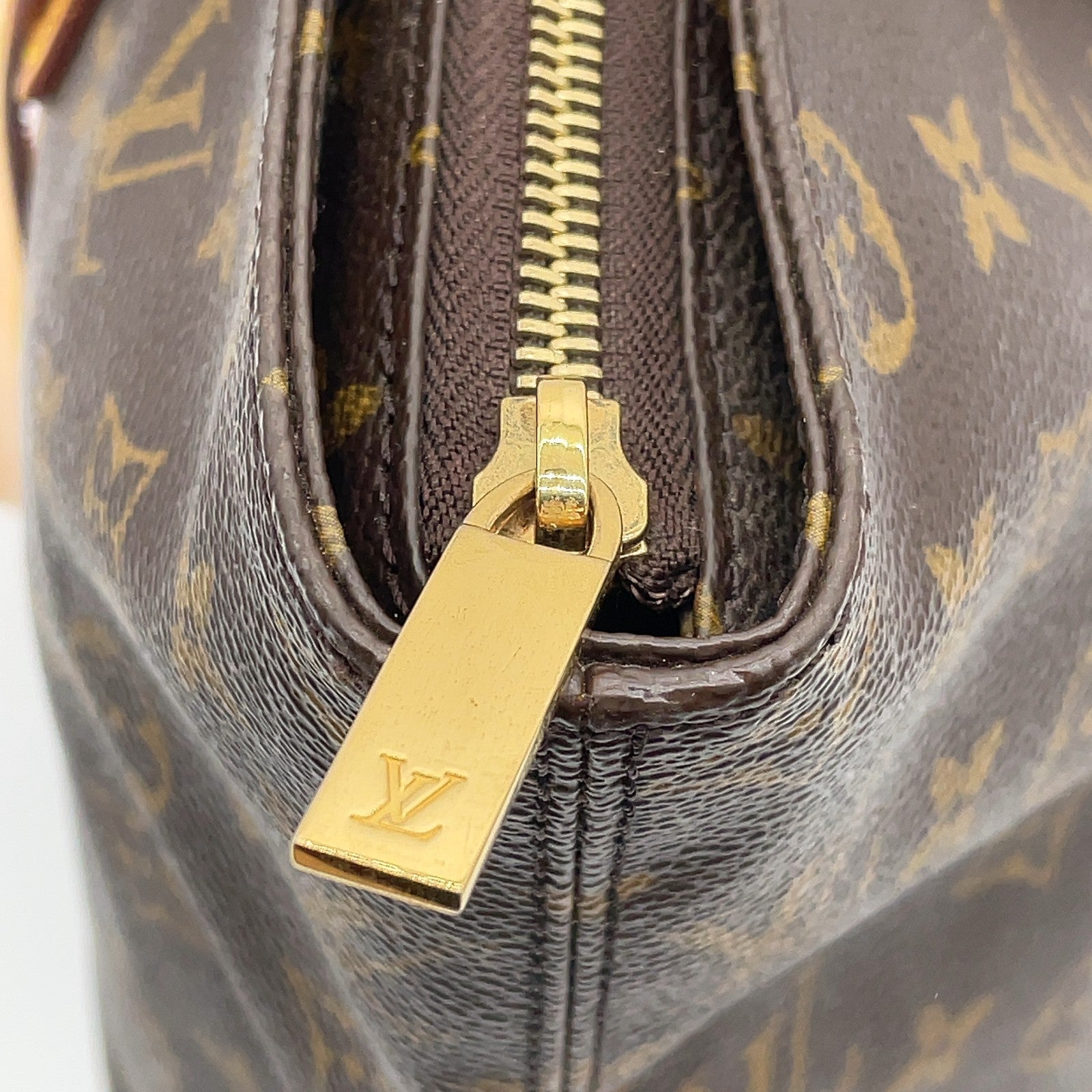 Louis Vuitton Cabas Mezzo Monogram 3322