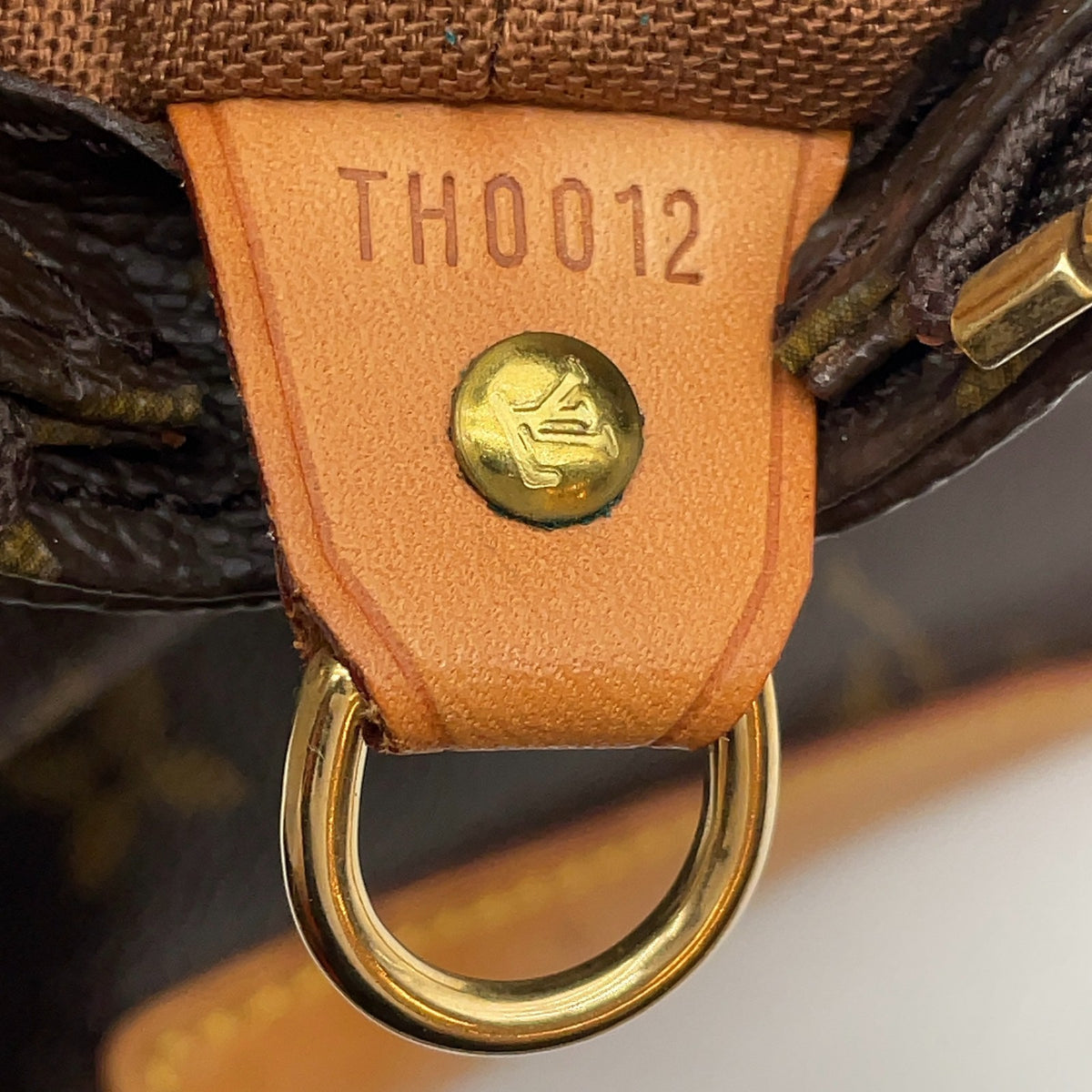 Louis Vuitton Cabas Mezzo Monogram 3322