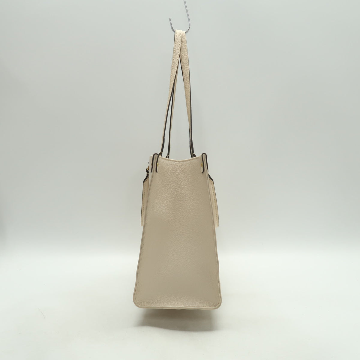 Louis Vuitton OnTheGo MM By The Pool Beige Monogram Giant 3084