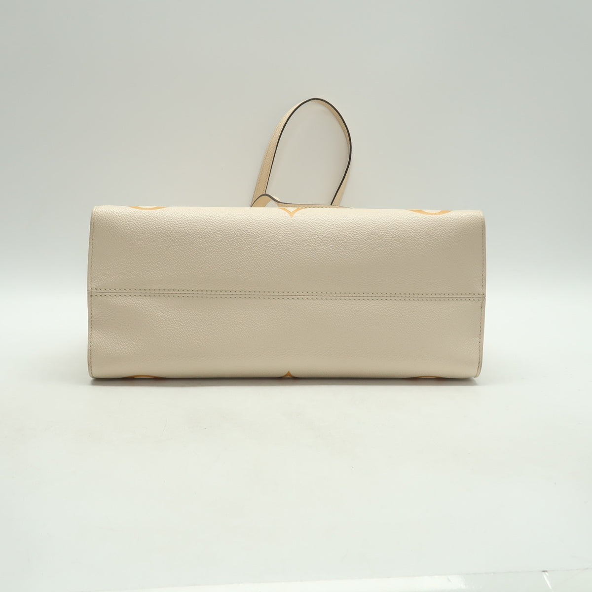 Louis Vuitton OnTheGo MM By The Pool Beige Monogram Giant 3084