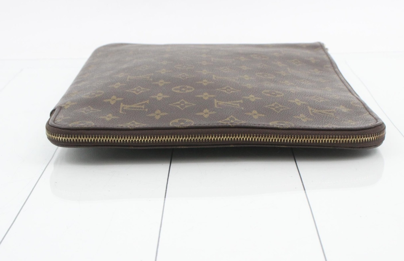 Louis Vuitton Poche Documents Monogram 3171