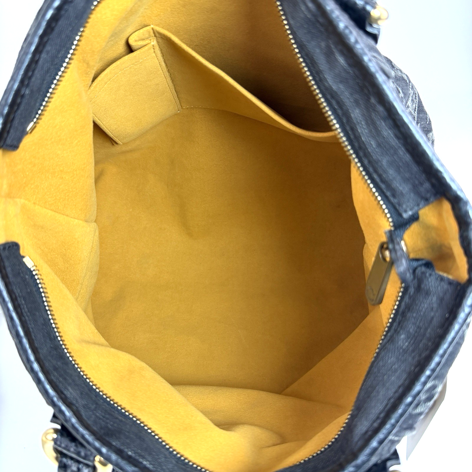 Louis Vuitton Neo Cabby GM Black Denim 2627