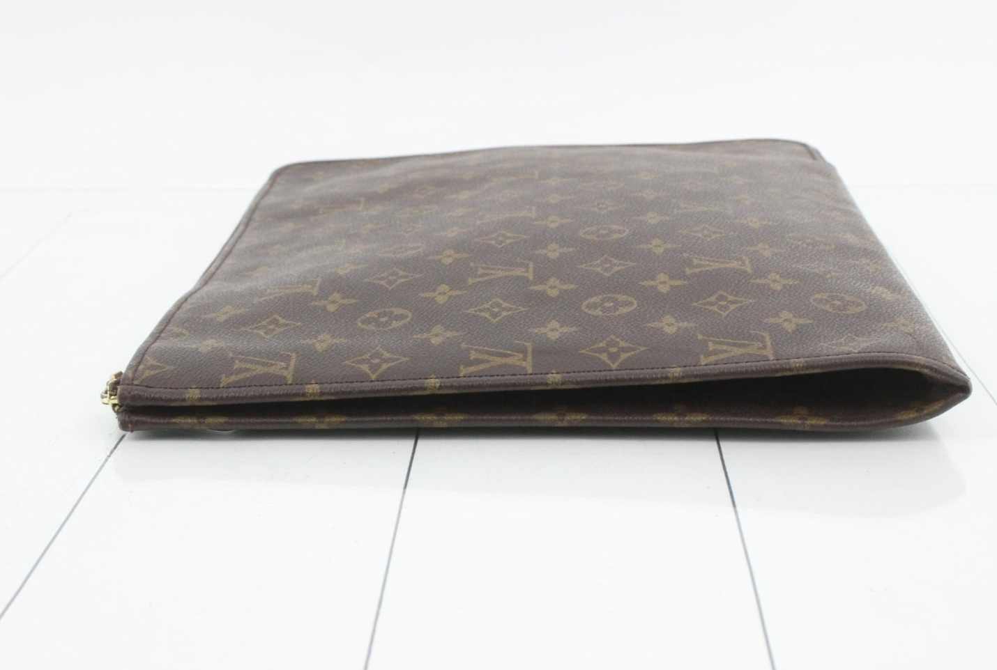 Louis Vuitton Poche Documents Monogram 3171