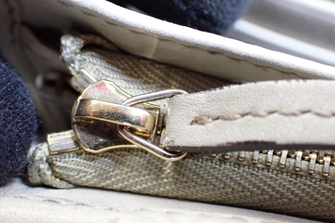 Gucci Chain Wallet Ivory Guccisima 3173